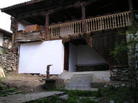 folk-style house located 
 in Bansko region