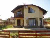 2 STOREY HOUSE FOR SALE SITUATED IN VILLAGE OSENOVO/ VARNA DISTRICT