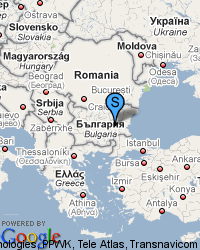 с.Глушник - едноетажна масивна жилищна сграда със двор.