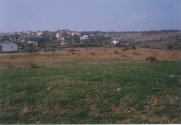 Продава се урегулиран парцел в село Емона