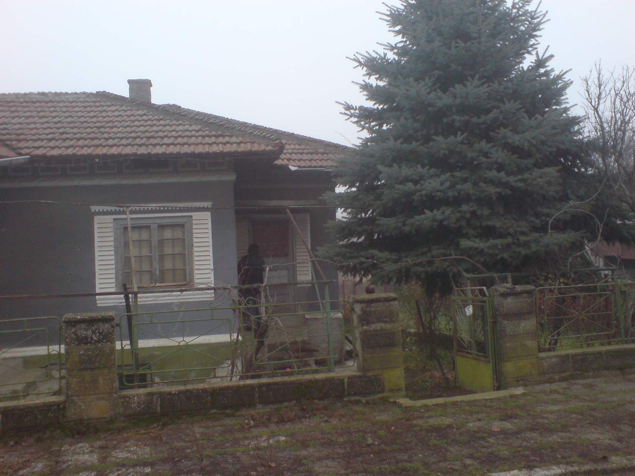 Продава се масивна къща в село Гарван Силистренско