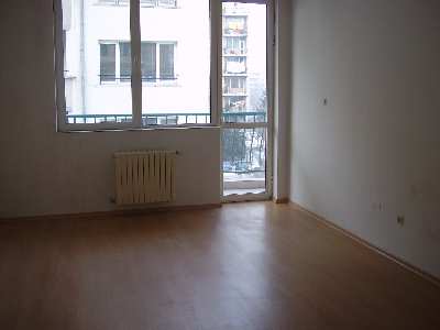 тристаен  в  София