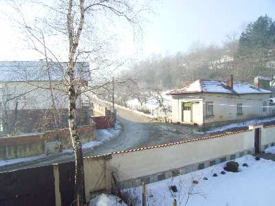 къща  в  област София