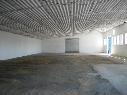 ПОД НАЕМ - Помещение 400 кв.м. за склад, производство с 1000 кв.м. асфалтова площадка - реновирано