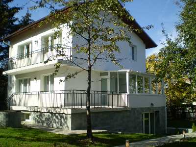 къща  в  София