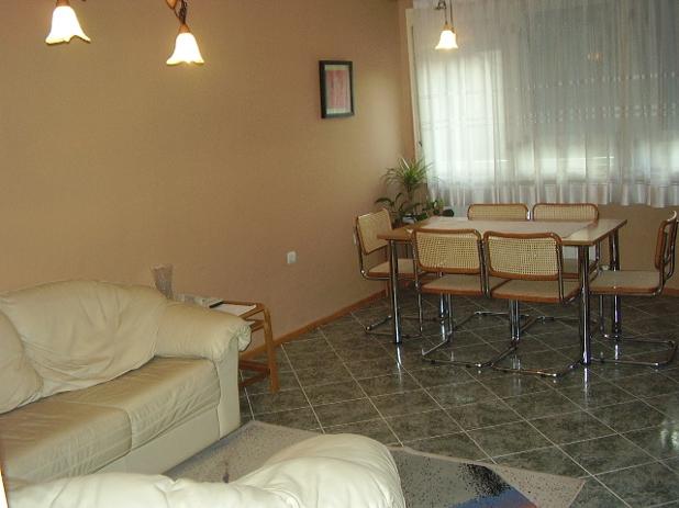 Давам под наем апартамент