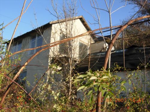 Продавам къща