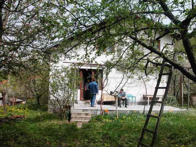 Уютна вила в тихо село в близост го Паничище