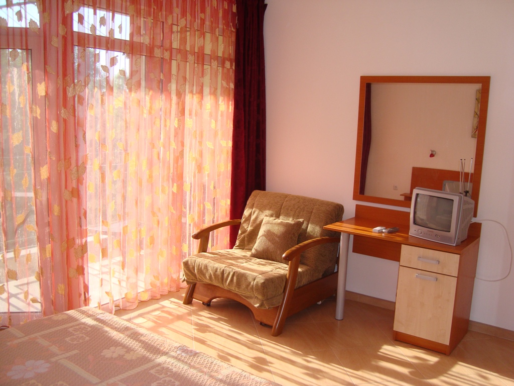 Двустаен апартамент под наем в Слънчев бряг