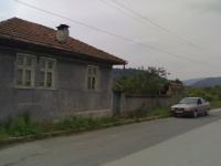 продавам къща на 20 км от В.Търново