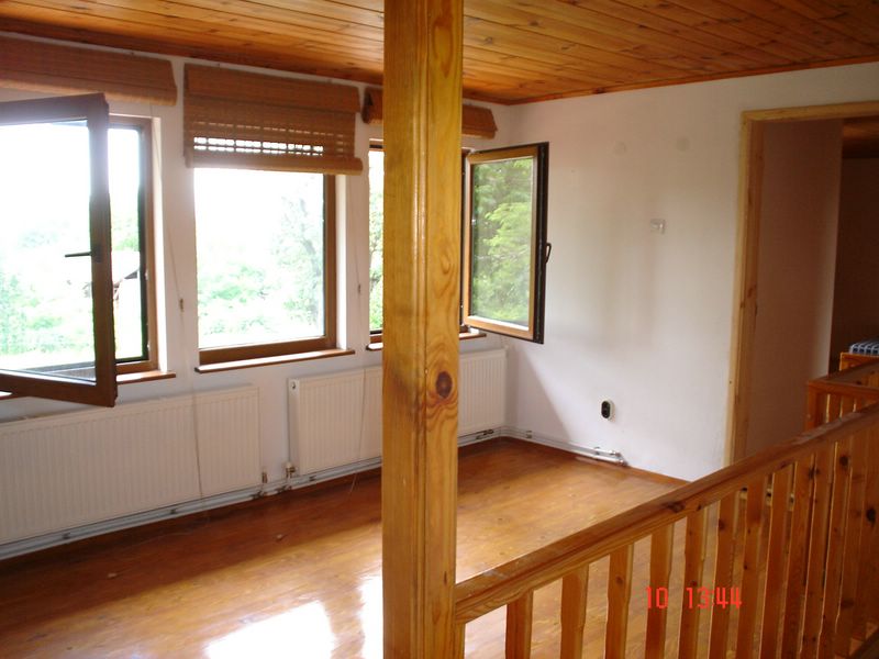 A large property with renovated house and barn for sale