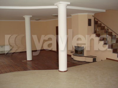 къща  в  София