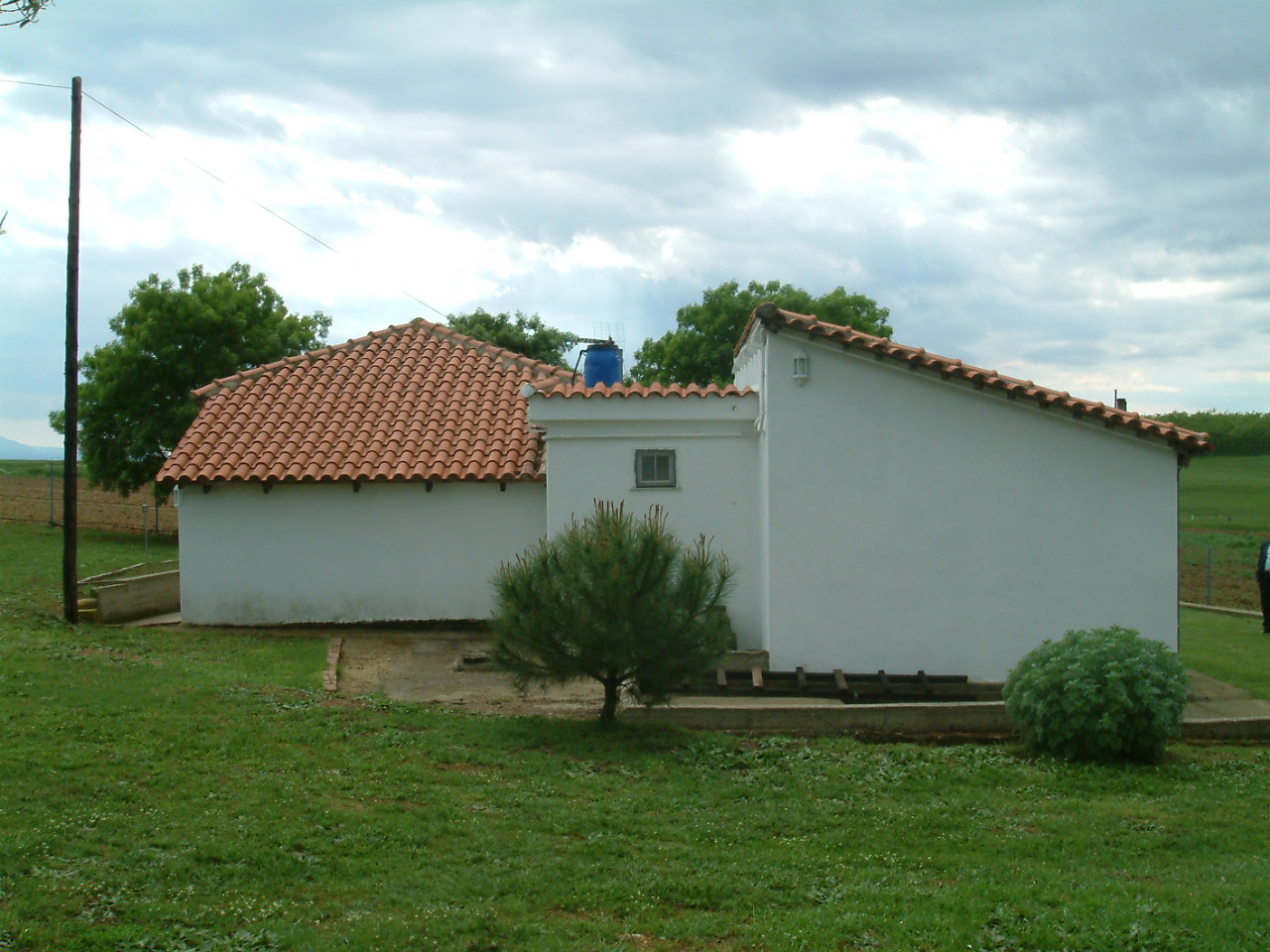 Продавам вила с парцел в Гърция обл.Ксанти, Авдира, Миродато 5100кв.м.