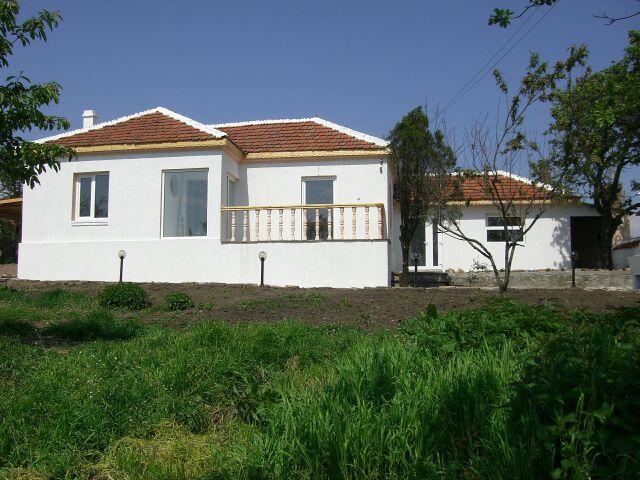 Къща в района на Бургас, с. Терзийско