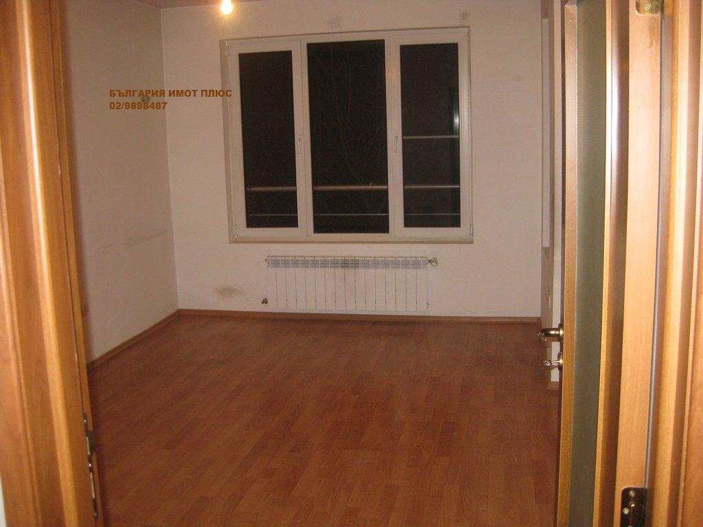 ДАВА ПОД НАЕМ 3-СТАЕН СТРЕЛБИЩЕ НОВА СГРАДА ОТЛИЧЕН 400Е