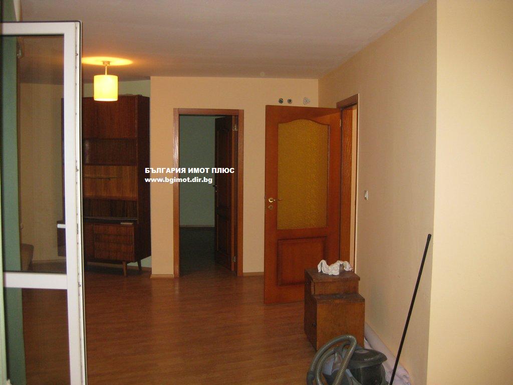 ПРОДАВА ОФИС ГОЦЕ ДЕЛЧЕВ ТОП МЯСТО НОВ ОТЛИЧЕН 74000Е