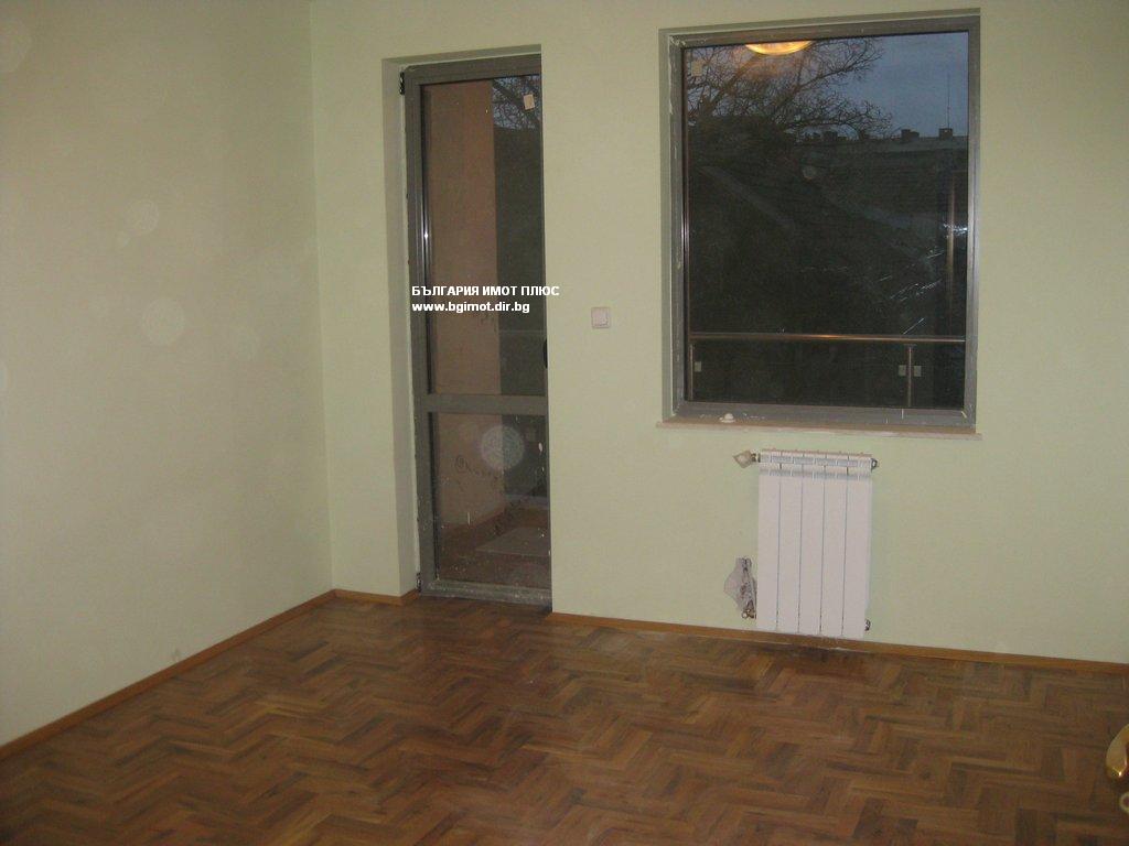 2СТАЕН ОБОРИЩЕ БЛИЗО ДО ТЕАТЪР СОФИЯ ЛУКС НОВ 320Е