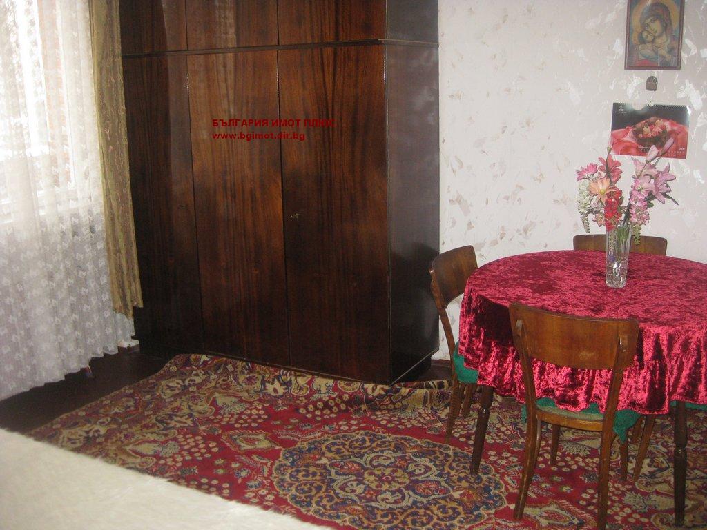2СТАЕН СУХА РЕКА БУЛ.БОТ.ШОСЕ НЕПРЕХОДЕН ОТЛИЧЕН ТУХЛА 63860Е