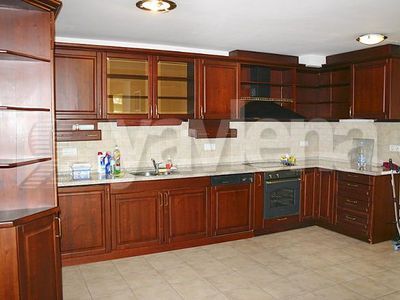 къща  в  София