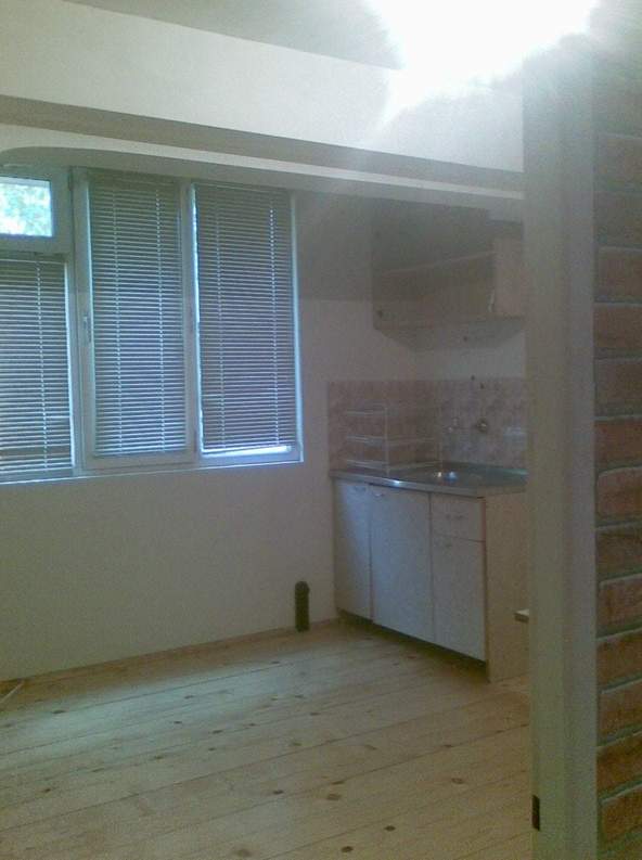 двустаен под наем