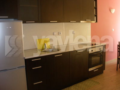 едностаен  в  Бургас