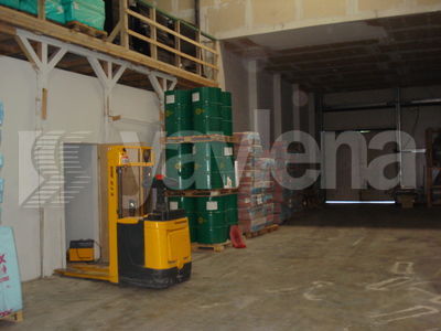 склад  в  София