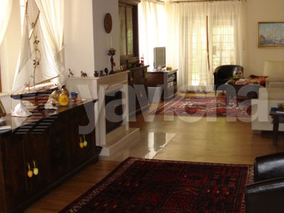 къща  в  София