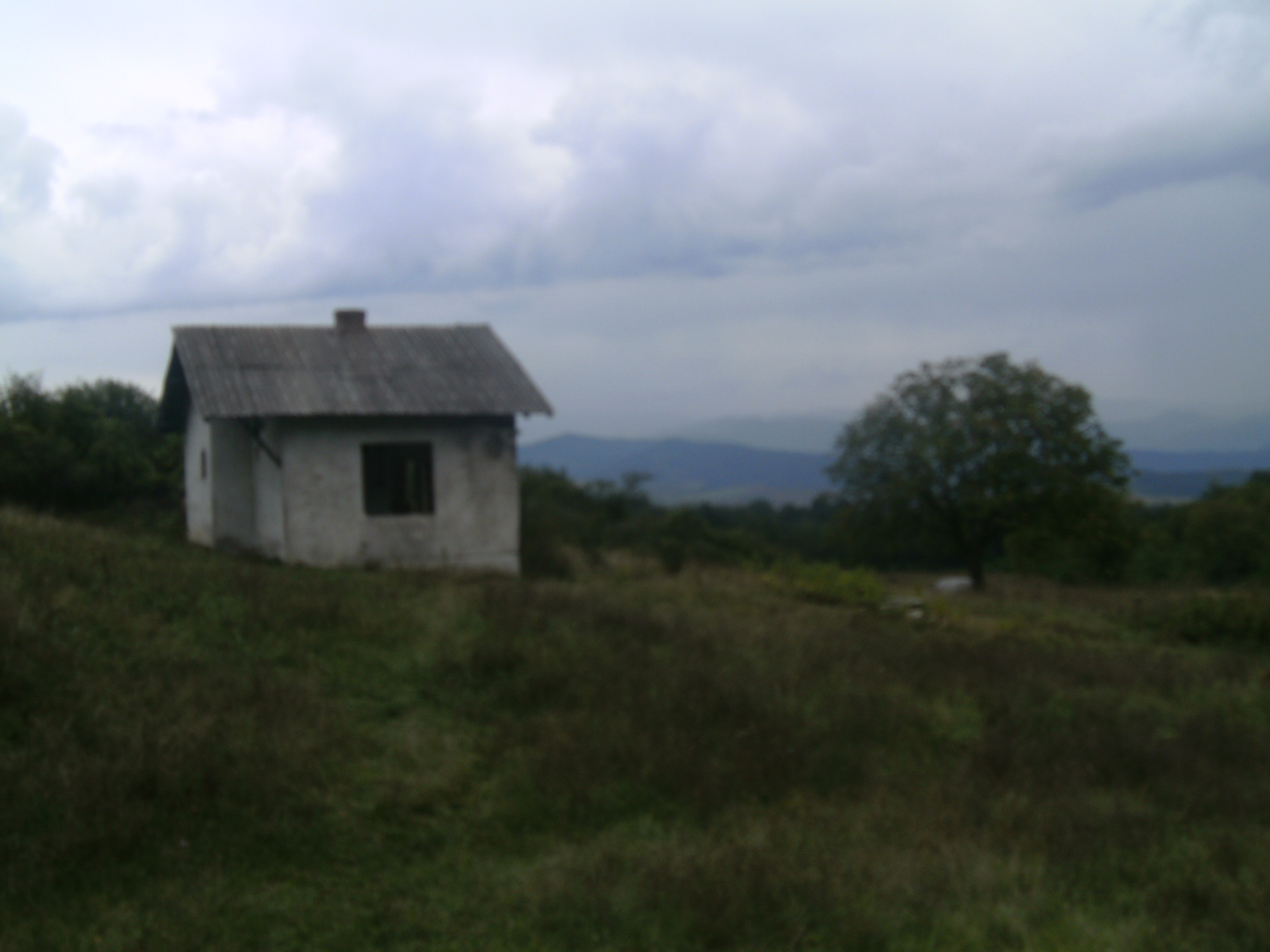 Продава къща гр.Ябланица