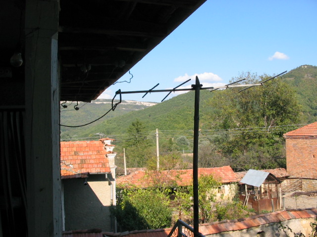 Имот с къща в село Арковна Двухэтажный дом , в сельской местности Property in Arkovna.