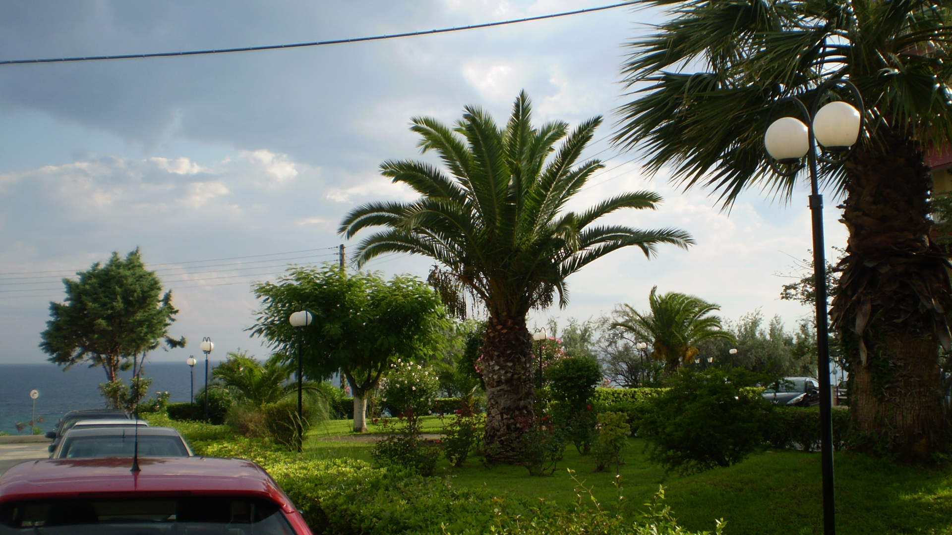 Продавам апартамент халкидики