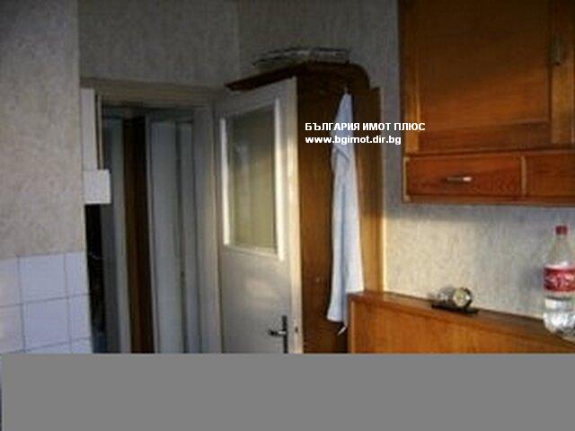 ПРОДАВА 2-СТАЕН ЗАПАДЕН ПАРК НЕПРЕХОДЕН ОТЛИЧЕН 41200Е