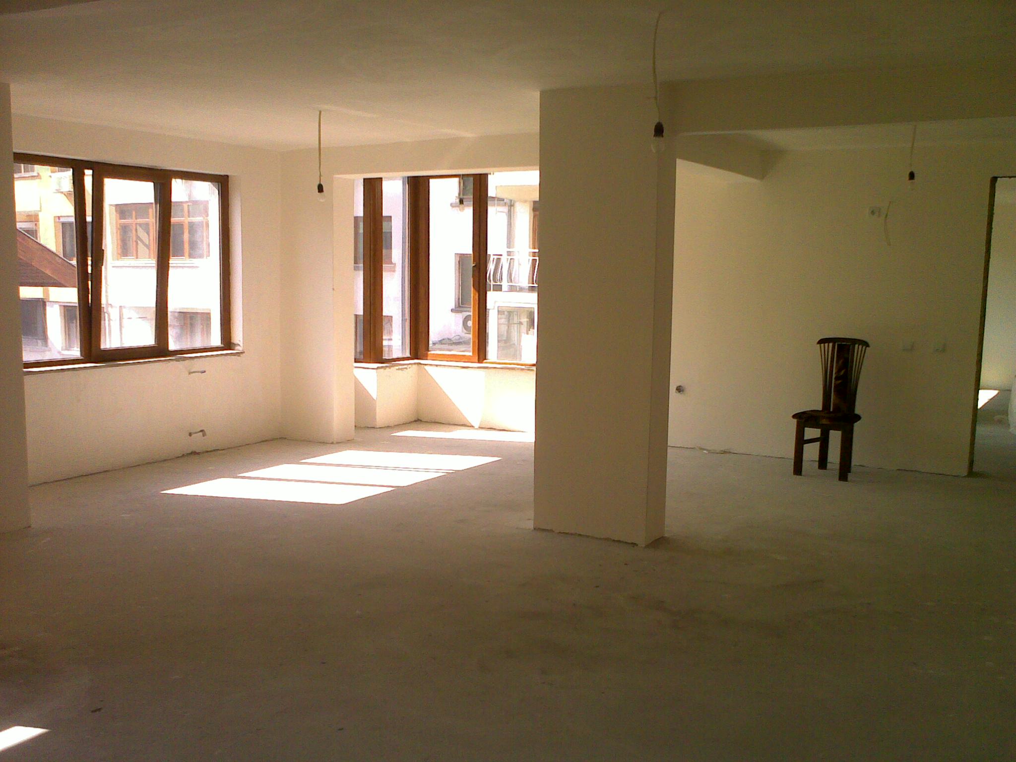 Многостаен апартамент в центъра на Бургас