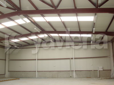 склад  в  София