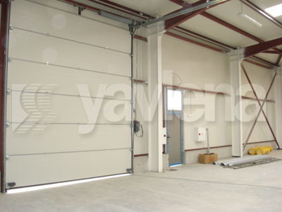 склад  в  София