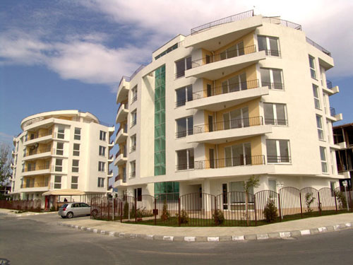 Apartments in a superb complex in Sunny Beach resort only 400 meters from the beach.