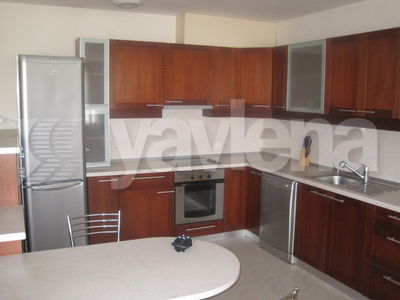 многостаен  в  София