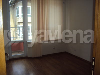 офис  във  Варна