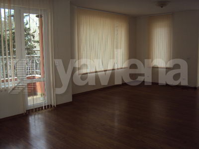 офис  във  Варна