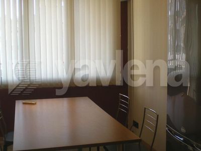 тристаен  във  Варна