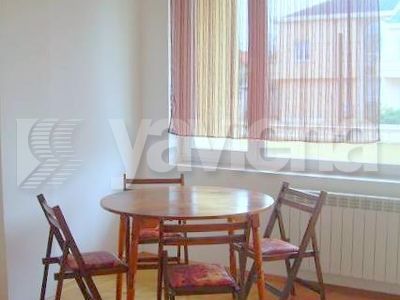 едностаен  в  София