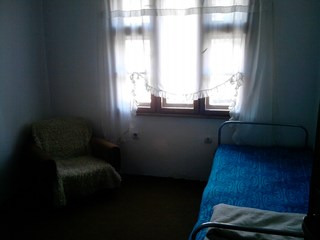 Davam stai pod naem