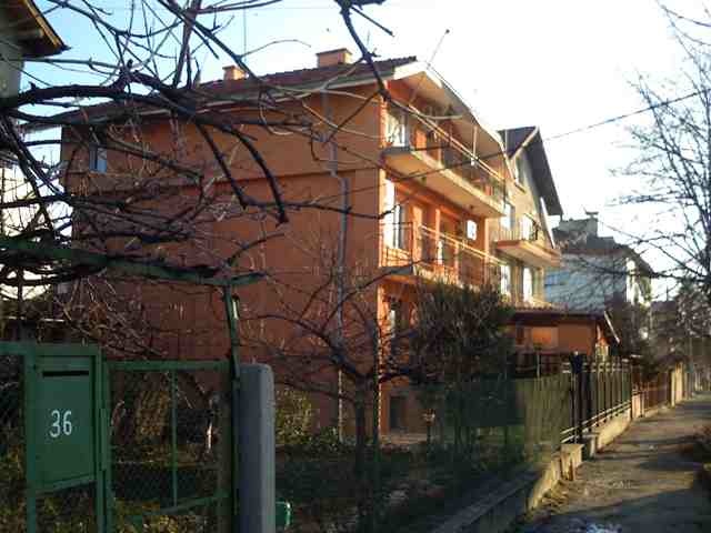 Excellent house and property in Ovcha Kupel - Sofia