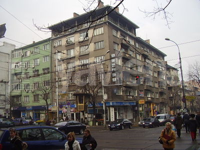 тристаен  в  София