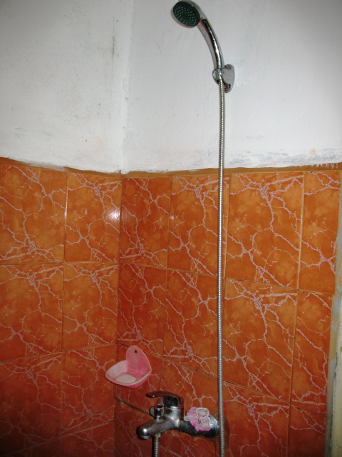 селска къща с двор в района на Сандански