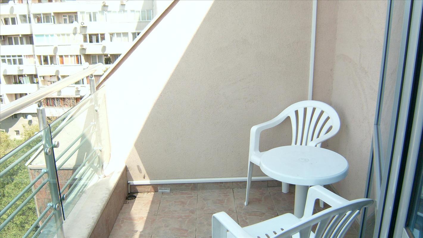 ProRent.bg предлага под наем луксозен, обзаведен офис, разположен на централен булевард, наем 400лв.