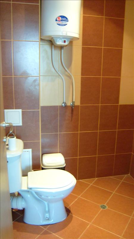 ProRent.bg предлага под наем луксозен, обзаведен офис, разположен на централен булевард, наем 400лв.