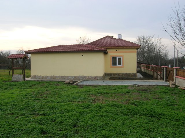 A solid rural house close to the town of Dobrich/Varna/Balchik