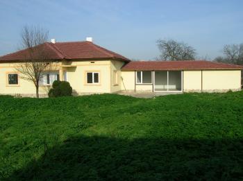 Well looking renovated house with French windows and big garden Dobrich/Varna/Bulgaria