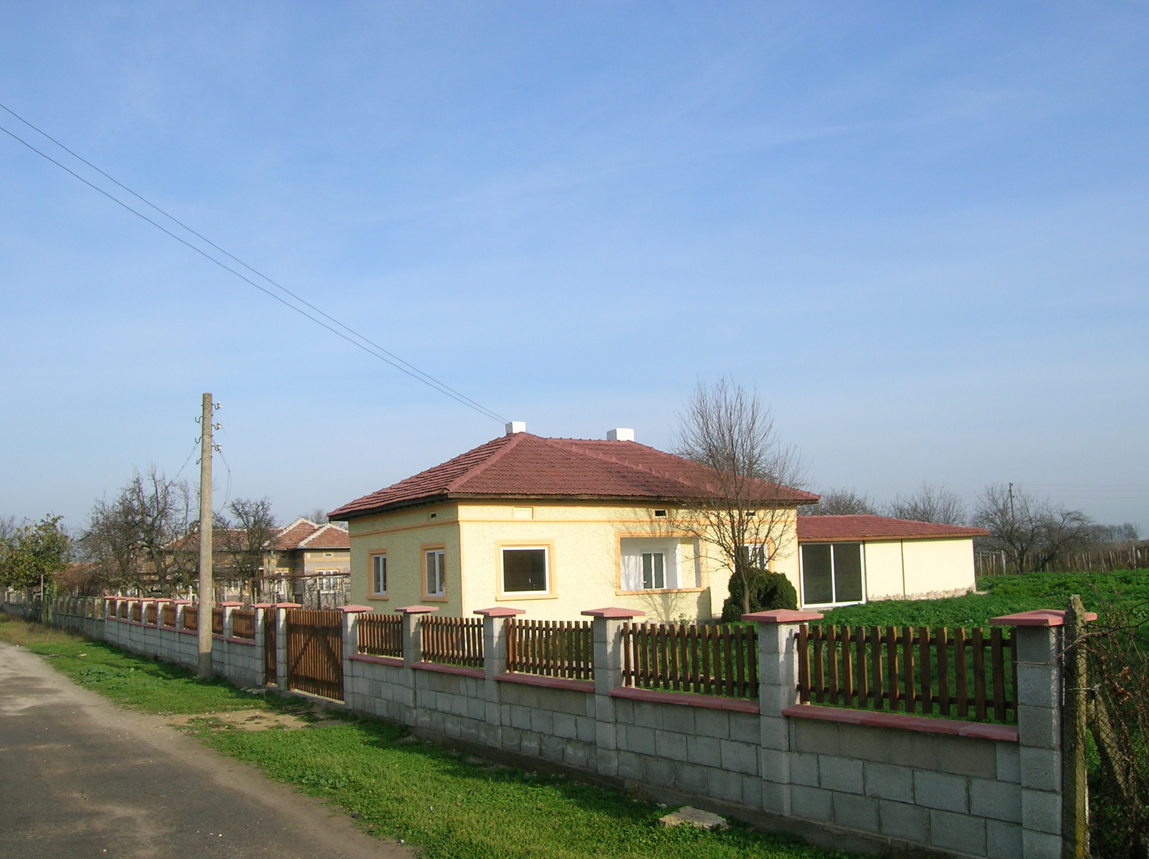 Well looking renovated house with French windows and big garden Dobrich/Varna/Bulgaria