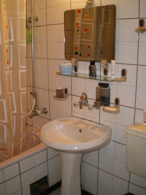 2-ст 80 м2 обзаведен ЛЮЛИН бл.549 180 EUR